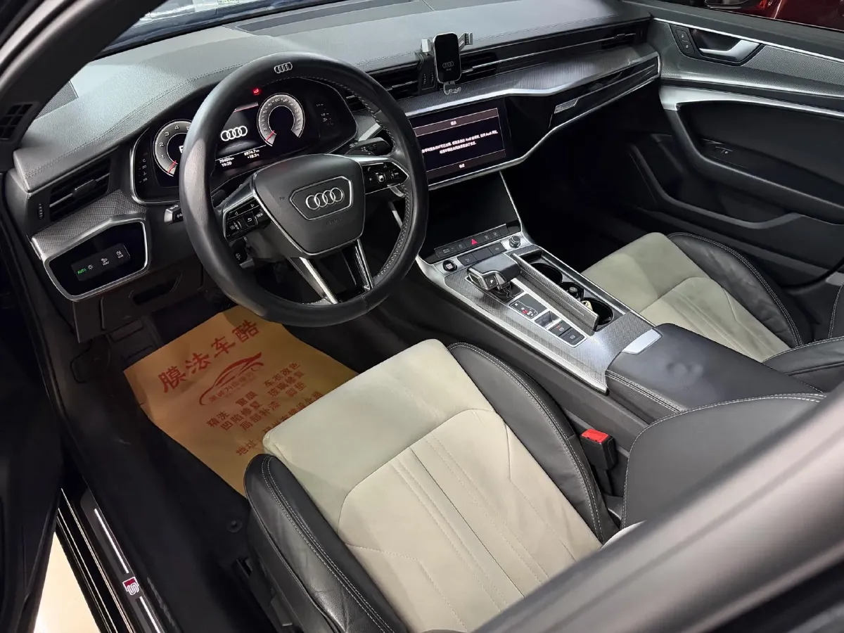 2020 Audi A6L 2.0T 190HP L4 7DCT,autocango,china used car exporter,china ev exporter,chinese used car exporter,chinese used ev exporter