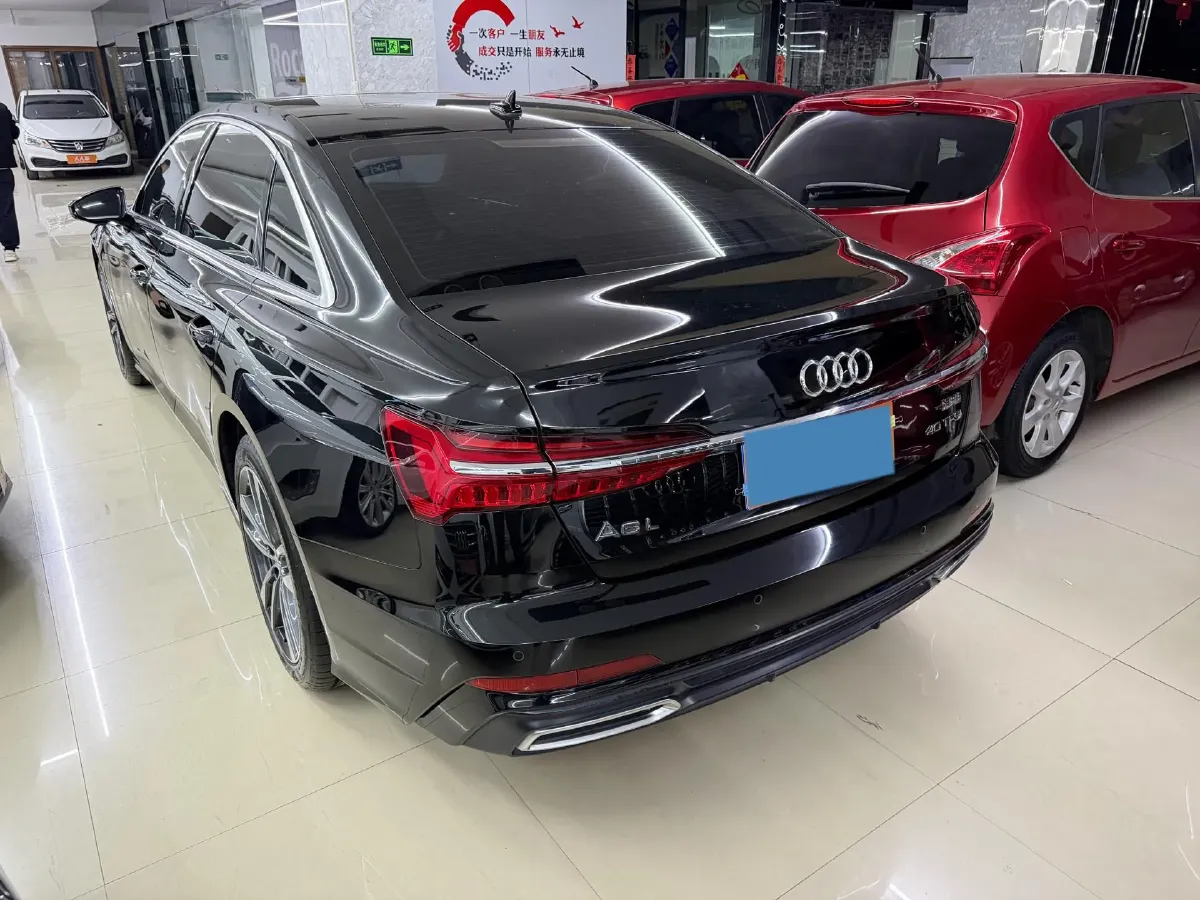 2020 Audi A6L 2.0T 190HP L4 7DCT,autocango,china used car exporter,china ev exporter,chinese used car exporter,chinese used ev exporter