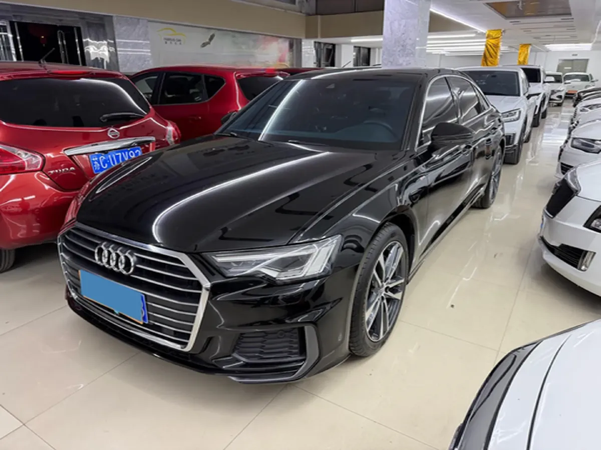 2020 Audi A6L 2.0T 190HP L4 7DCT,autocango,china used car exporter,china ev exporter,chinese used car exporter,chinese used ev exporter