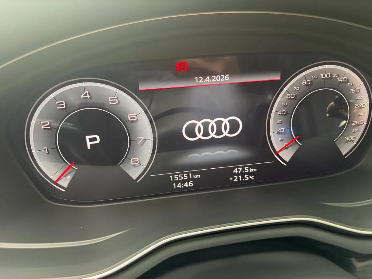 2023 Audi A4L 2.0T 190HP L4 7DCT,autocango,china used car exporter,china ev exporter,chinese used car exporter,chinese used ev exporter