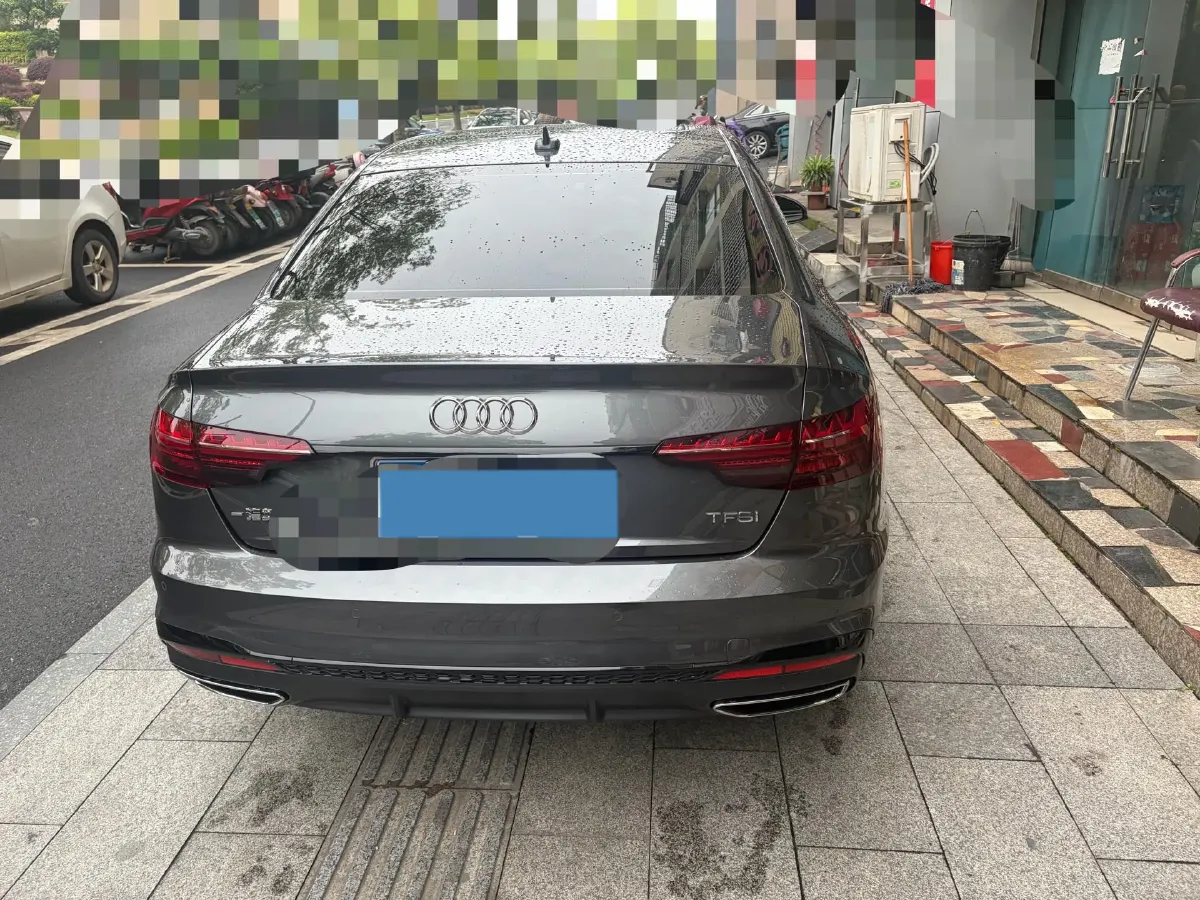 2023 Audi A4L 2.0T 190HP L4 7DCT,autocango,china used car exporter,china ev exporter,chinese used car exporter,chinese used ev exporter