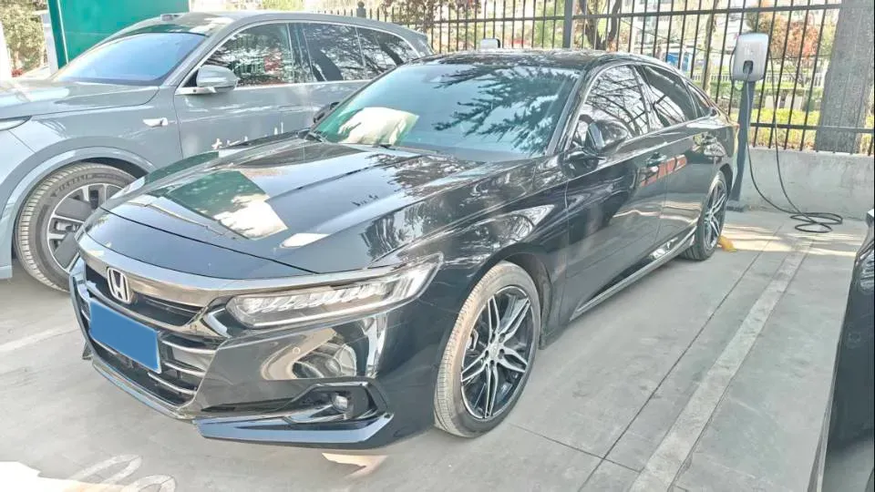 2022 Honda Accord 1.5T 194HP L4 CVT,autocango,china used car exporter,china ev exporter,chinese used car exporter,chinese used ev exporter