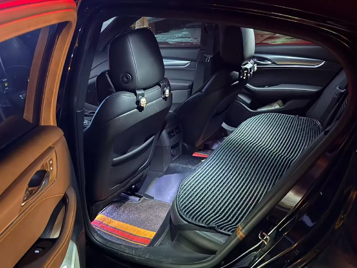 2023 Cadillac CT5 2.0T 237HP L4 10AT,autocango,china used car exporter,china ev exporter,chinese used car exporter,chinese used ev exporter