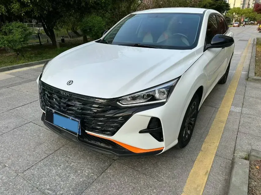 2023 DongFeng Aeolus YiXuan 1.5L 125HP L4 6DCT,autocango,china used car exporter,china ev exporter,chinese used car exporter,chinese used ev exporter