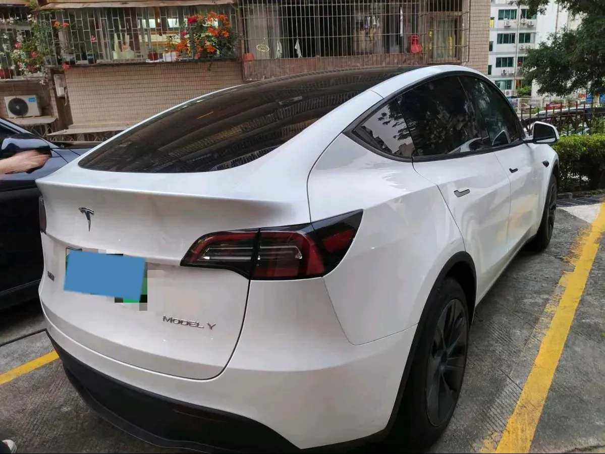 2024 Iveco OuSheng BEV 77.28KWH,autocango,china used car exporter,china ev exporter,chinese used car exporter,chinese used ev exporter