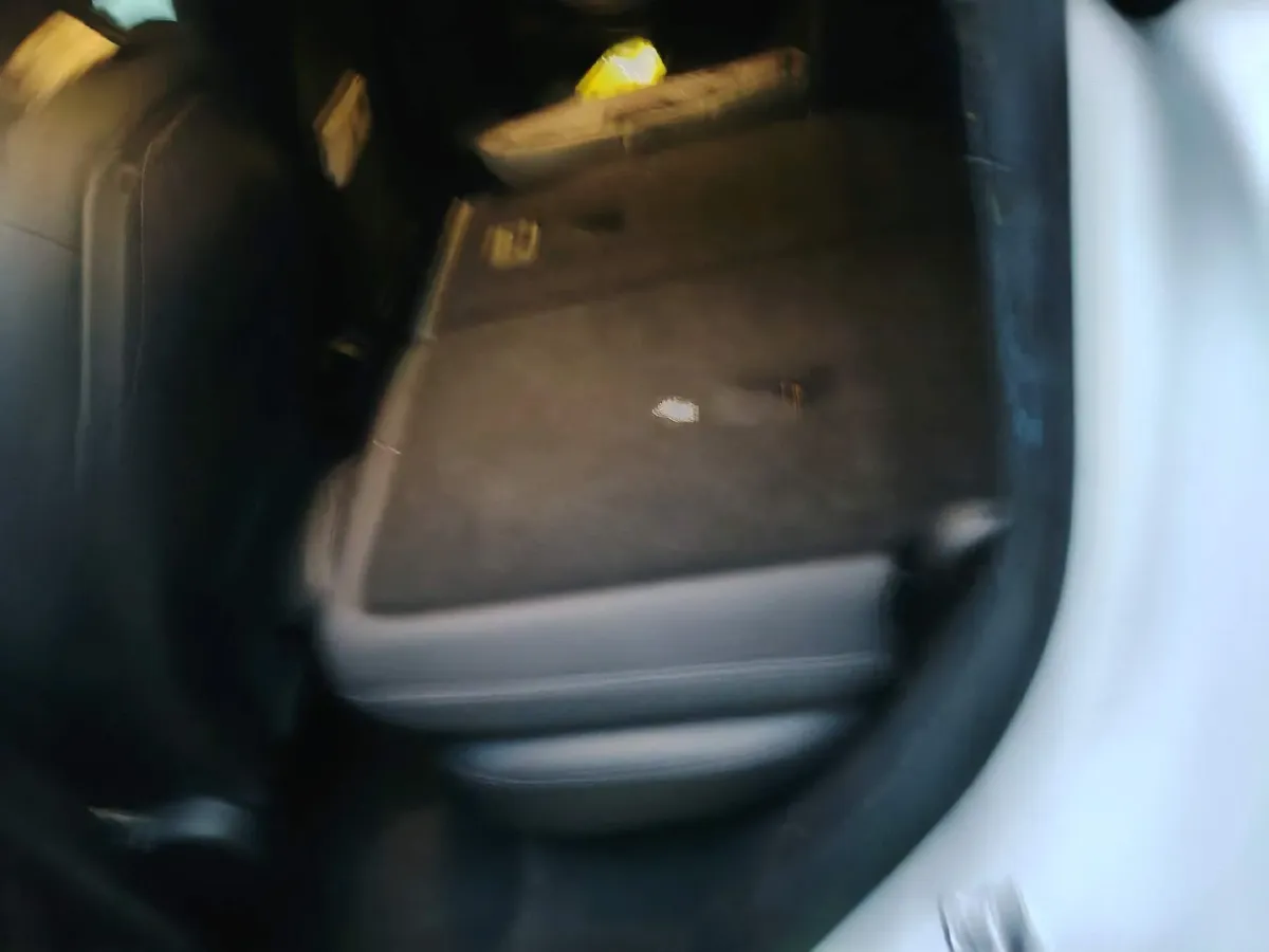 2024 Iveco OuSheng BEV 77.28KWH,autocango,china used car exporter,china ev exporter,chinese used car exporter,chinese used ev exporter