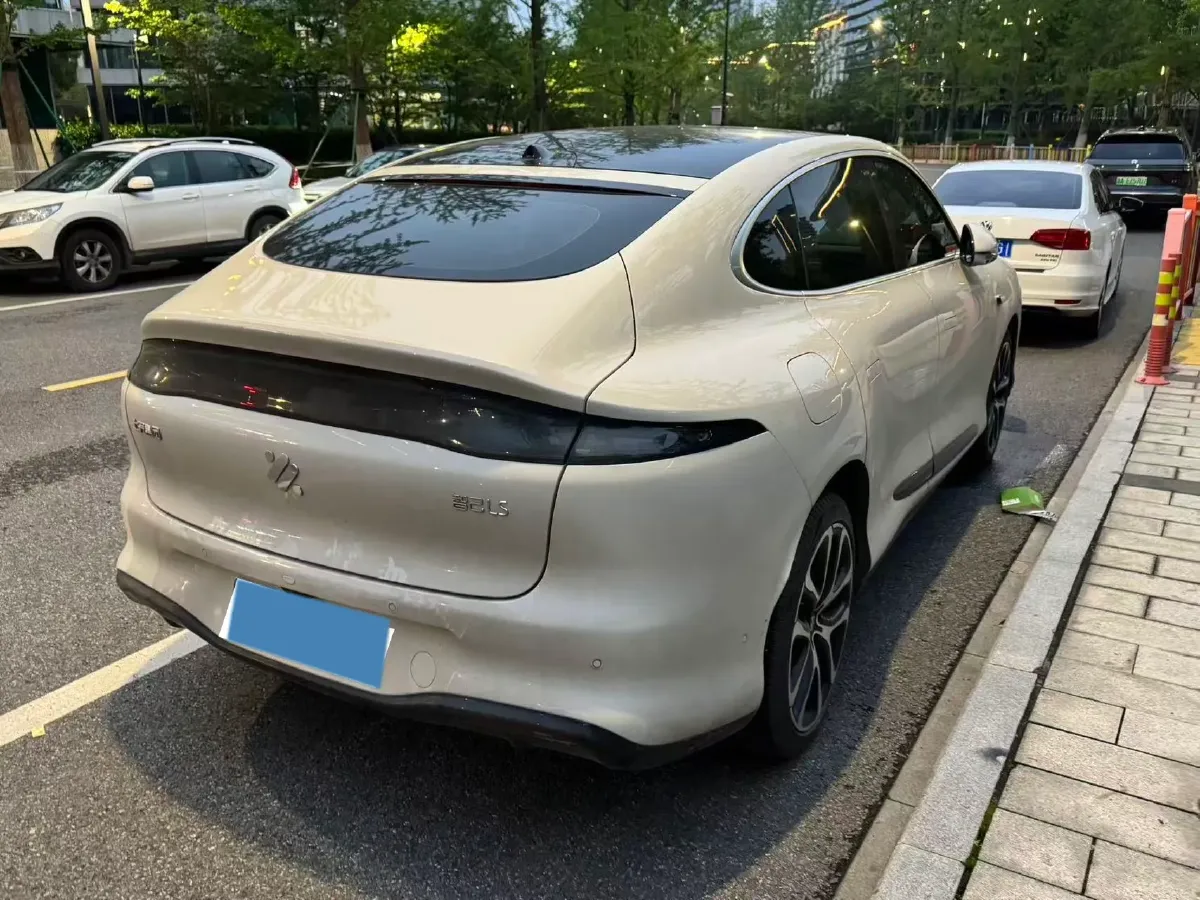 2026 IM LS6 REEV 155HP REEV,autocango,china used car exporter,china ev exporter,chinese used car exporter,chinese used ev exporter