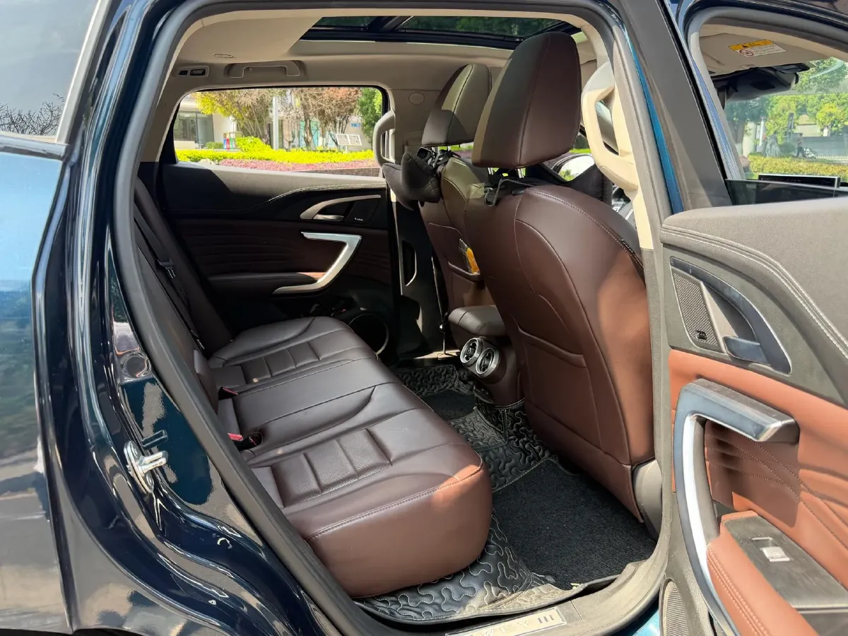 2020 WEY VV7 GT 2.0T 227HP L4 7DCT,autocango,china used car exporter,china ev exporter,chinese used car exporter,chinese used ev exporter