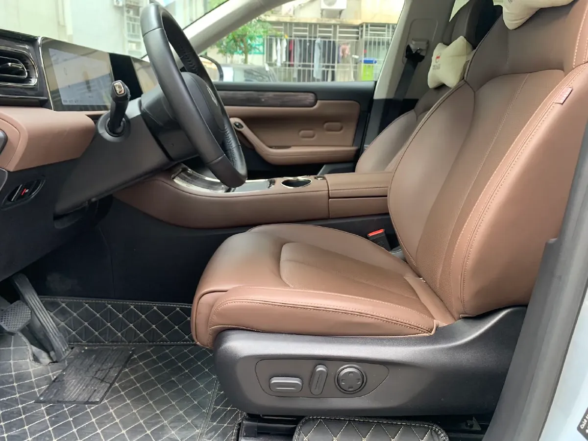 2023 Leapmotor C11 1.2T 131HP L3 REEV 43.74KWH,autocango,china used car exporter,china ev exporter,chinese used car exporter,chinese used ev exporter