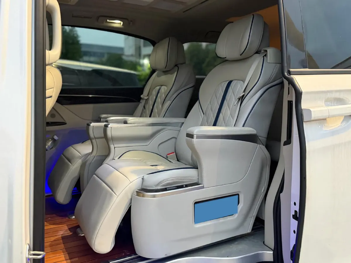 2018 Buick GL8 2.0T 260HP L4 6AT,autocango,china used car exporter,china ev exporter,chinese used car exporter,chinese used ev exporter