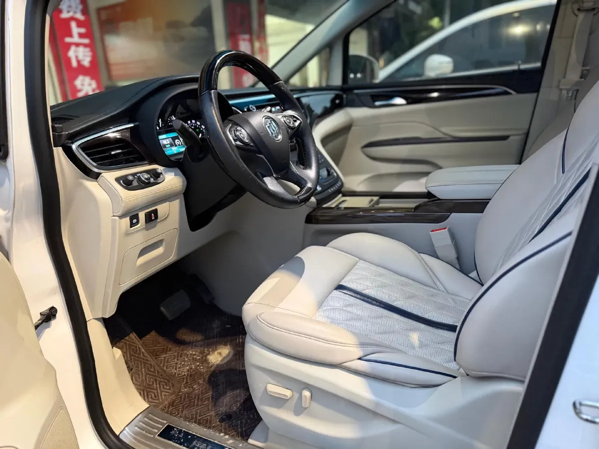 2018 Buick GL8 2.0T 260HP L4 6AT,autocango,china used car exporter,china ev exporter,chinese used car exporter,chinese used ev exporter