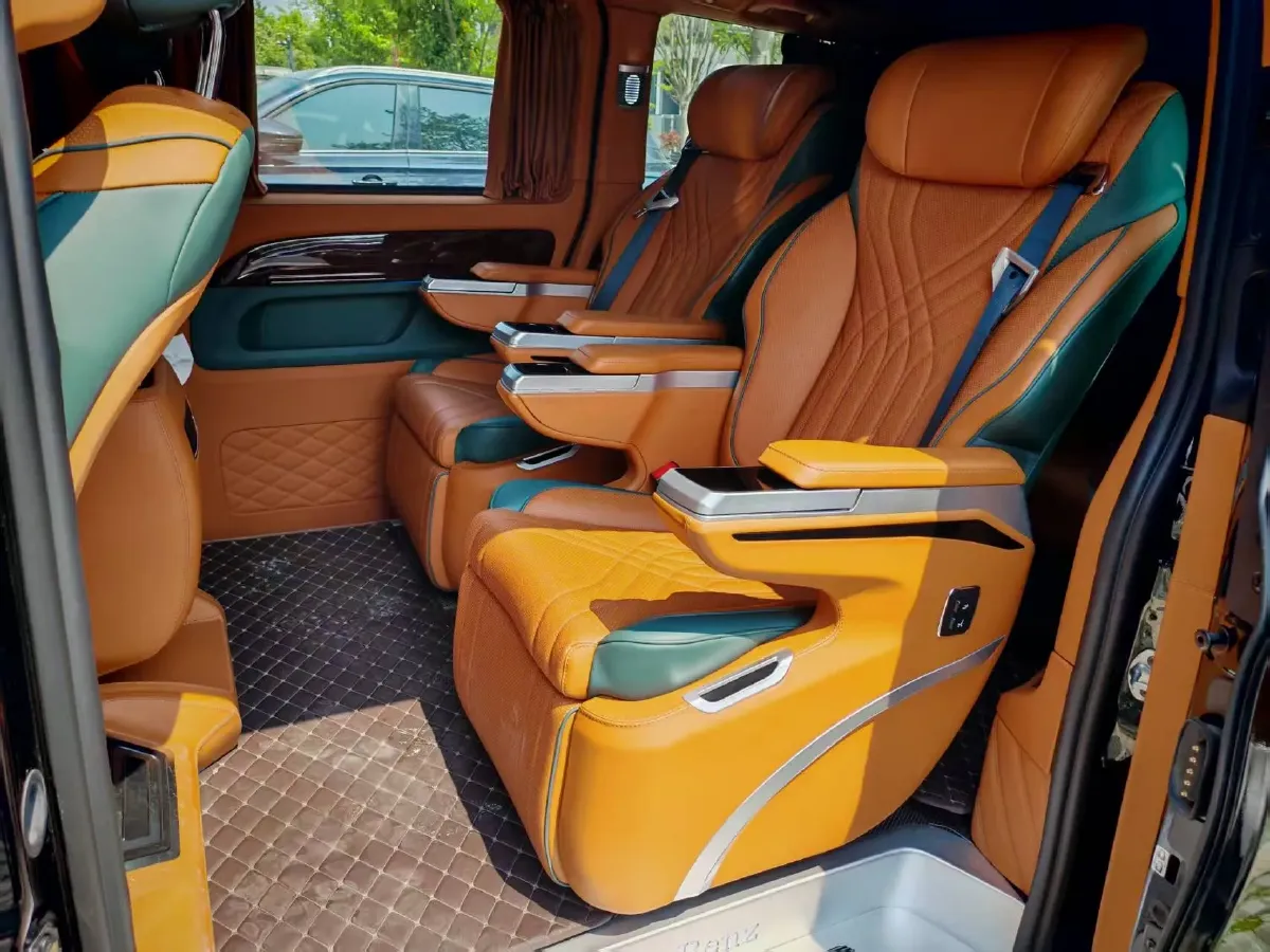 2023 Mercedes-Benz Vito 2.0T 211HP L4 9AT,autocango,china used car exporter,china ev exporter,chinese used car exporter,chinese used ev exporter