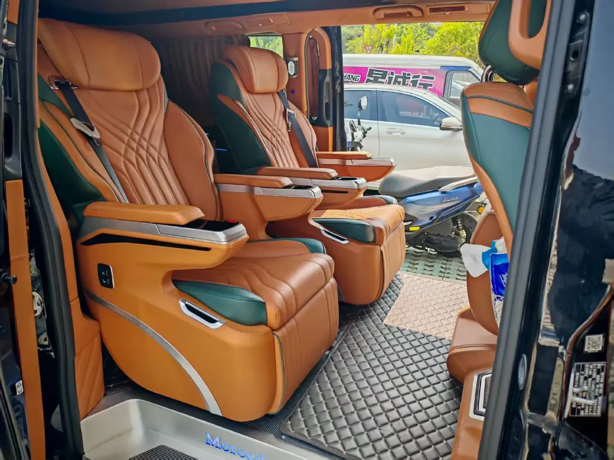 2023 Mercedes-Benz Vito 2.0T 211HP L4 9AT,autocango,china used car exporter,china ev exporter,chinese used car exporter,chinese used ev exporter