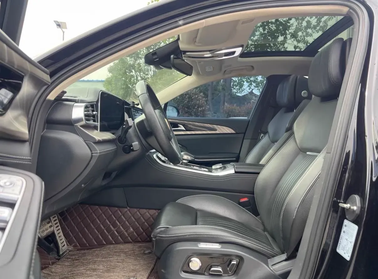 2020 HongQi H9 2.0T 252HP L4 7DCT,autocango,china used car exporter,china ev exporter,chinese used car exporter,chinese used ev exporter