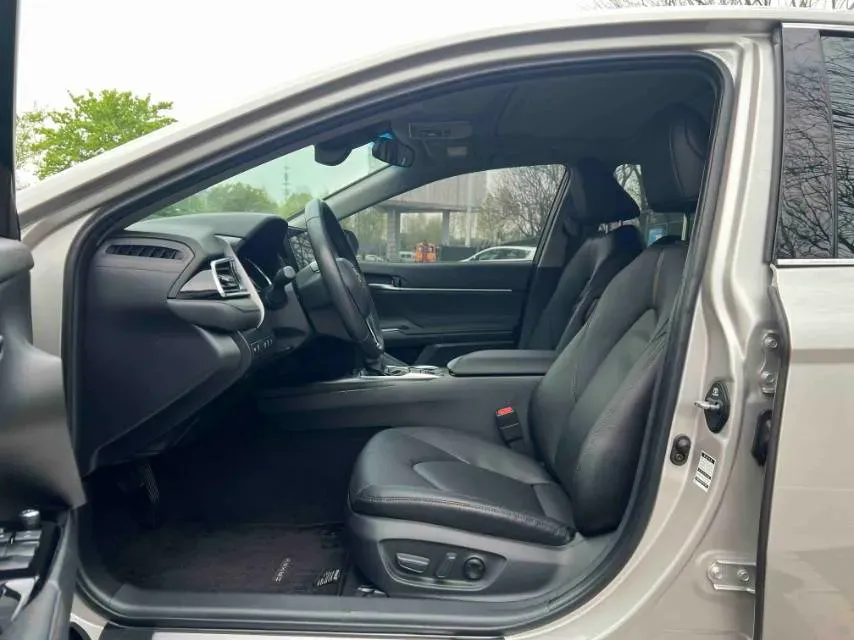 2021 Toyota Camry 2.0L 178HP L4 CVT,autocango,china used car exporter,china ev exporter,chinese used car exporter,chinese used ev exporter