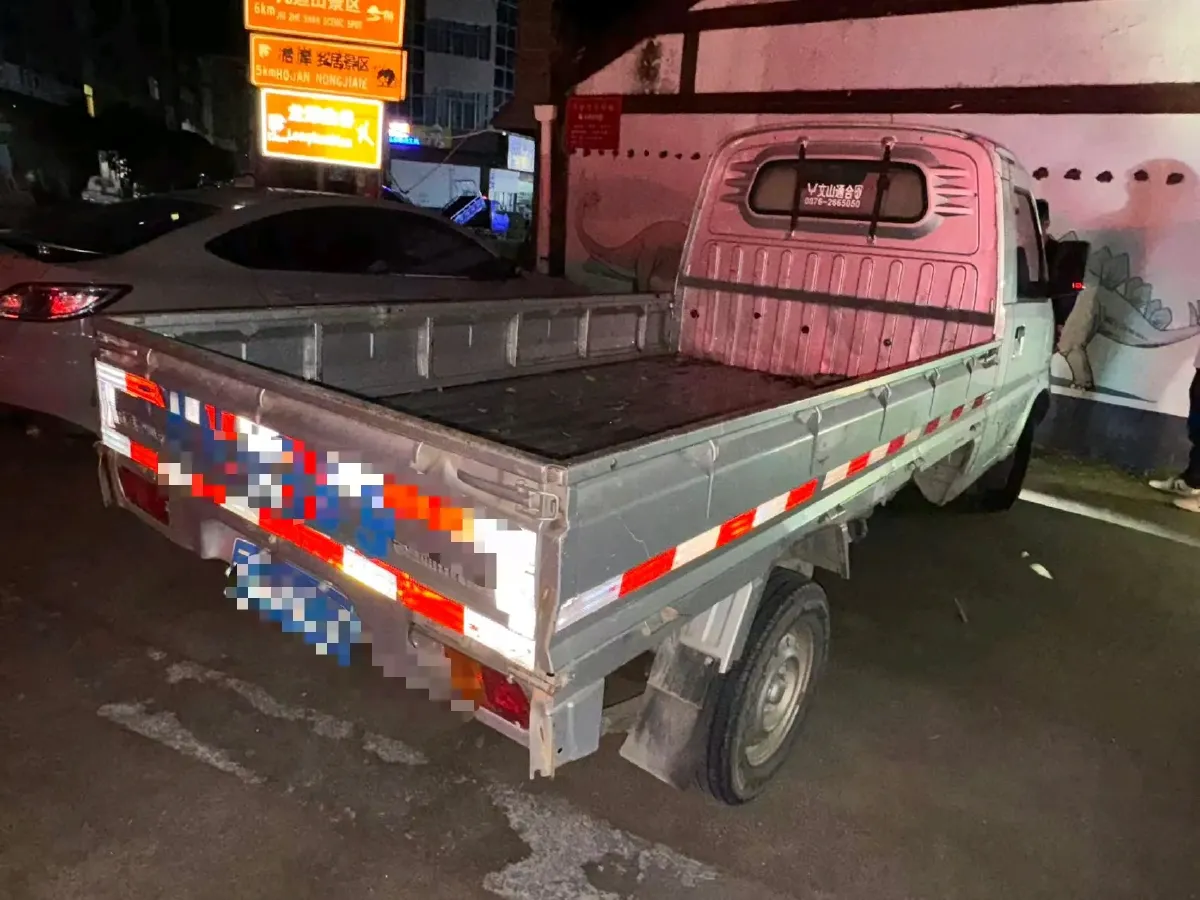 2020 WuLing RongGuang Mini Truck 1.5L 99HP L4 5MT,autocango,china used car exporter,china ev exporter,chinese used car exporter,chinese used ev exporter