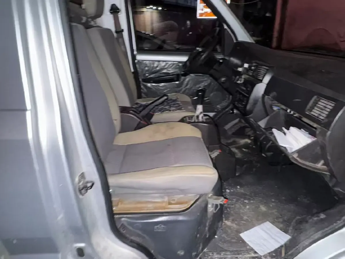 2020 WuLing RongGuang Mini Truck 1.5L 99HP L4 5MT,autocango,china used car exporter,china ev exporter,chinese used car exporter,chinese used ev exporter