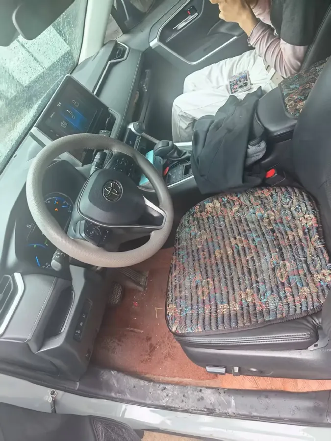 2021 Toyota RAV4 2.5L 178HP L4 E-CVT Hybrid,autocango,china used car exporter,china ev exporter,chinese used car exporter,chinese used ev exporter