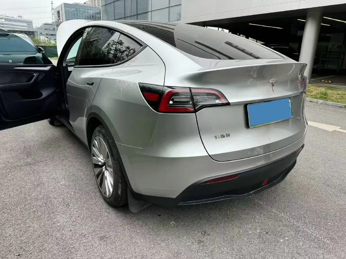 2024 Tesla Model Y BEV 78.4KWH,autocango,china used car exporter,china ev exporter,chinese used car exporter,chinese used ev exporter