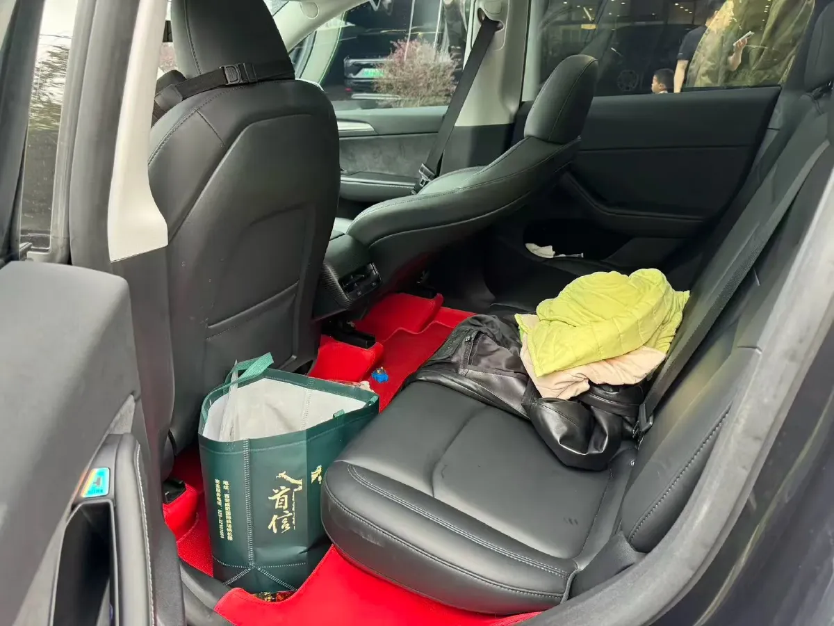 2024 Tesla Model Y BEV 78.4KWH,autocango,china used car exporter,china ev exporter,chinese used car exporter,chinese used ev exporter