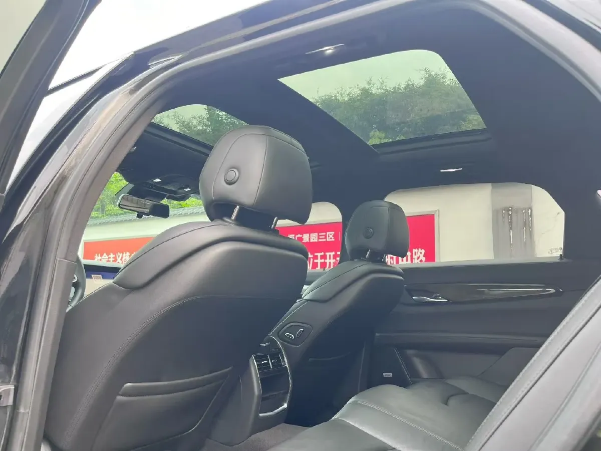 2020 Cadillac CT6 2.0T 241HP L4 10AT,autocango,china used car exporter,china ev exporter,chinese used car exporter,chinese used ev exporter