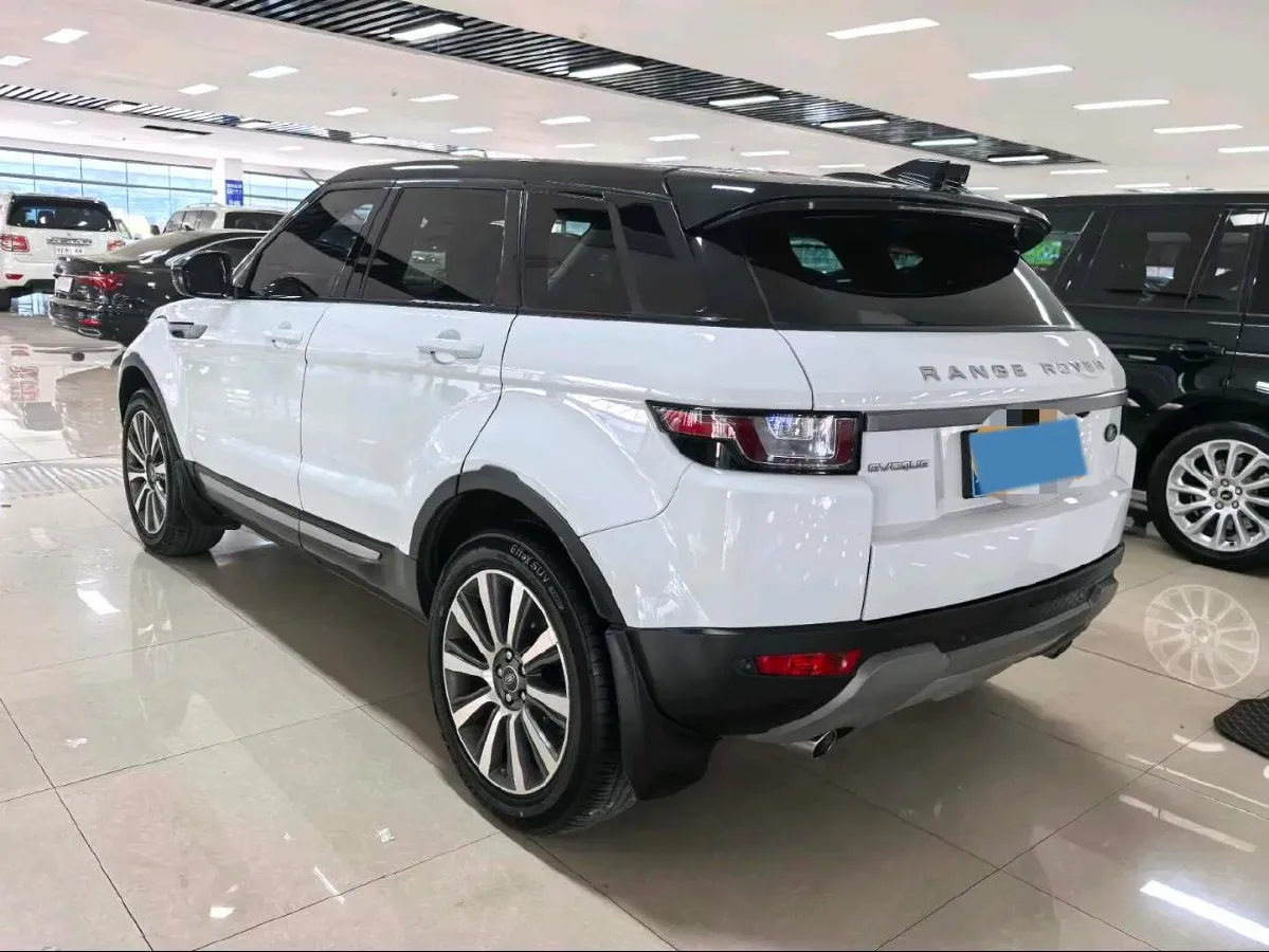 2018 Land Rover Range Rover Evoque 2.0T 241HP L4 9AT,autocango,china used car exporter,china ev exporter,chinese used car exporter,chinese used ev exporter