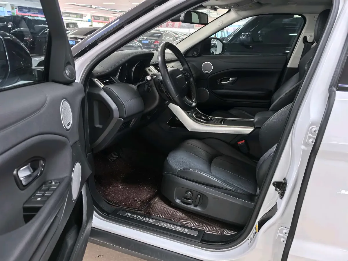 2018 Land Rover Range Rover Evoque 2.0T 241HP L4 9AT,autocango,china used car exporter,china ev exporter,chinese used car exporter,chinese used ev exporter
