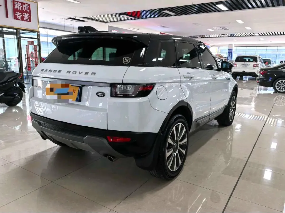 2018 Land Rover Range Rover Evoque 2.0T 241HP L4 9AT,autocango,china used car exporter,china ev exporter,chinese used car exporter,chinese used ev exporter