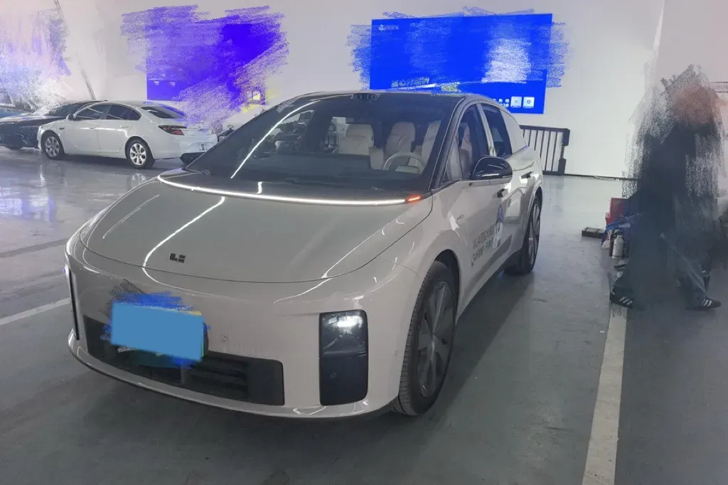 2025 Li i6 BEV,autocango,china used car exporter,china ev exporter,chinese used car exporter,chinese used ev exporter