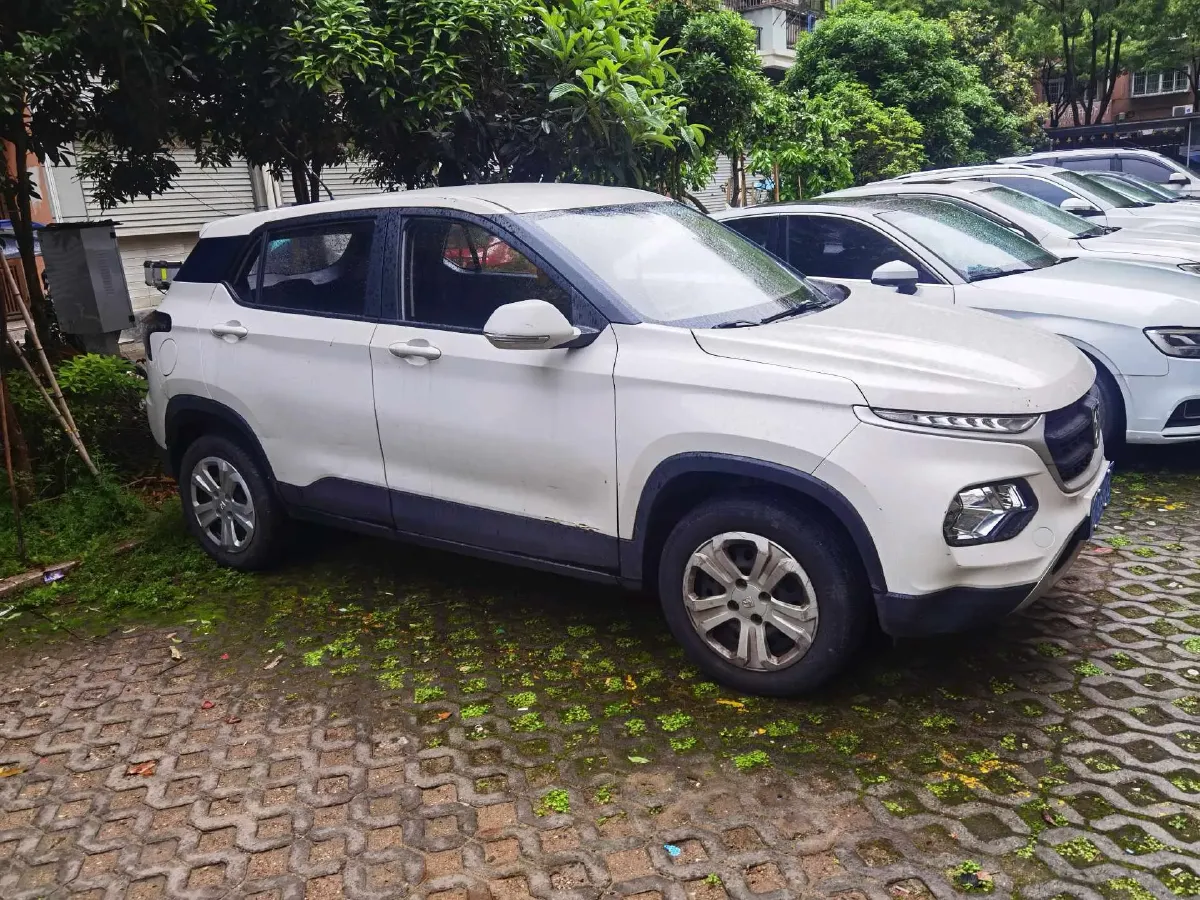 2019 BaoJun 510 1.5L 112HP L4 6MT,autocango,china used car exporter,china ev exporter,chinese used car exporter,chinese used ev exporter