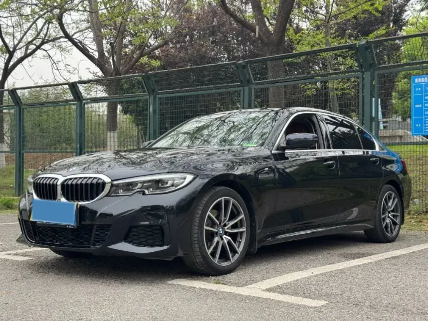 2021 BMW 3 Series 2.0T 156HP L4 8AT,autocango,china used car exporter,china ev exporter,chinese used car exporter,chinese used ev exporter