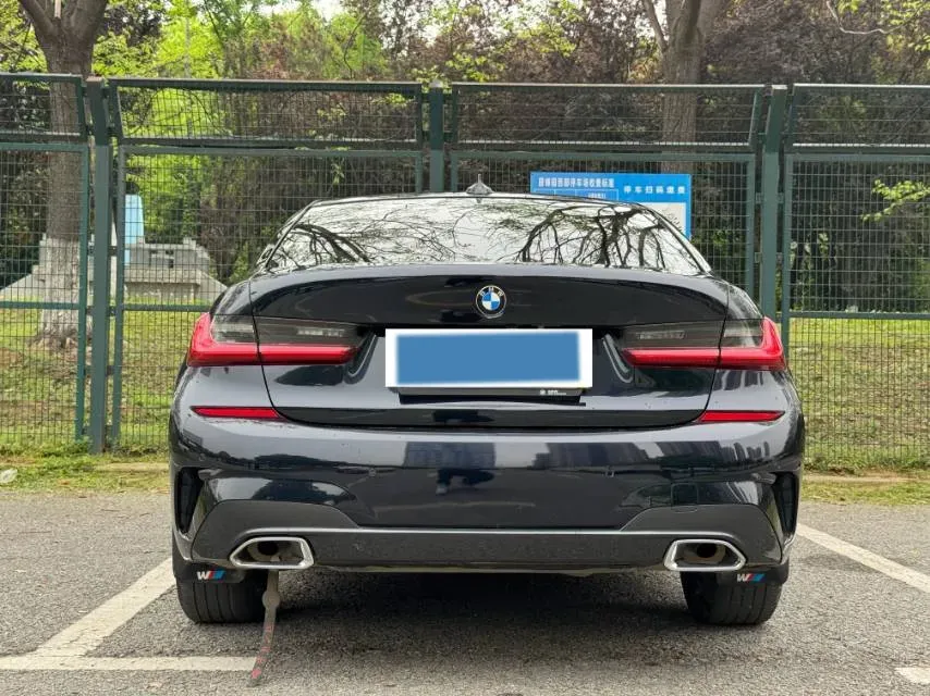 2021 BMW 3 Series 2.0T 156HP L4 8AT,autocango,china used car exporter,china ev exporter,chinese used car exporter,chinese used ev exporter