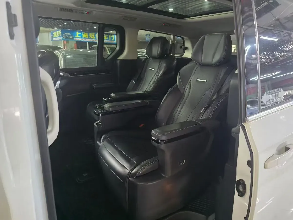 2021 MAXUS G20 2.0T 224HP L4 8AT,autocango,china used car exporter,china ev exporter,chinese used car exporter,chinese used ev exporter