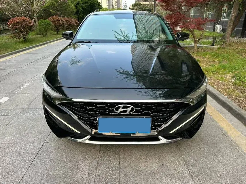 2021 Hyundai La Festa 1.6T 204HP L4 7DCT,autocango,china used car exporter,china ev exporter,chinese used car exporter,chinese used ev exporter