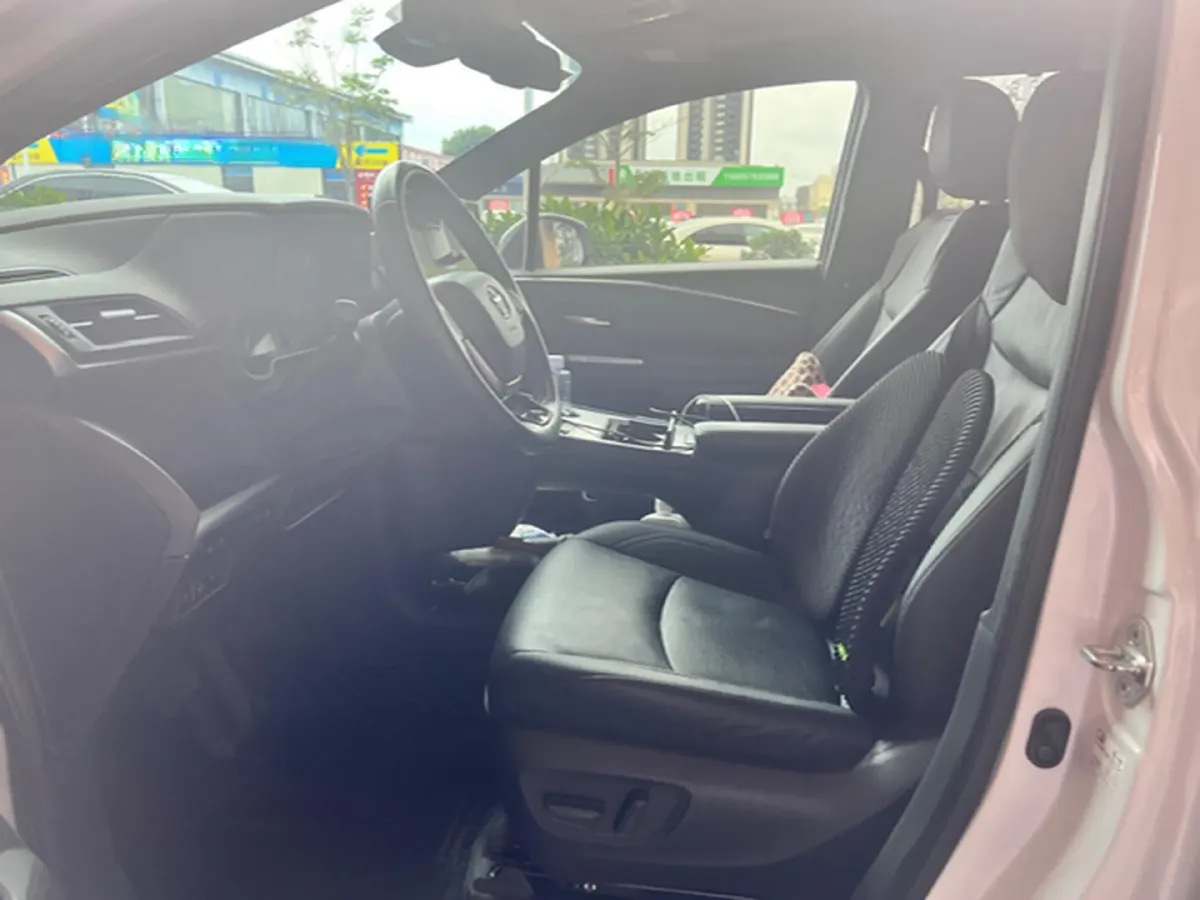 2021 Toyota Sienna 2.5L 192HP L4 E-CVT Hybrid,autocango,china used car exporter,china ev exporter,chinese used car exporter,chinese used ev exporter