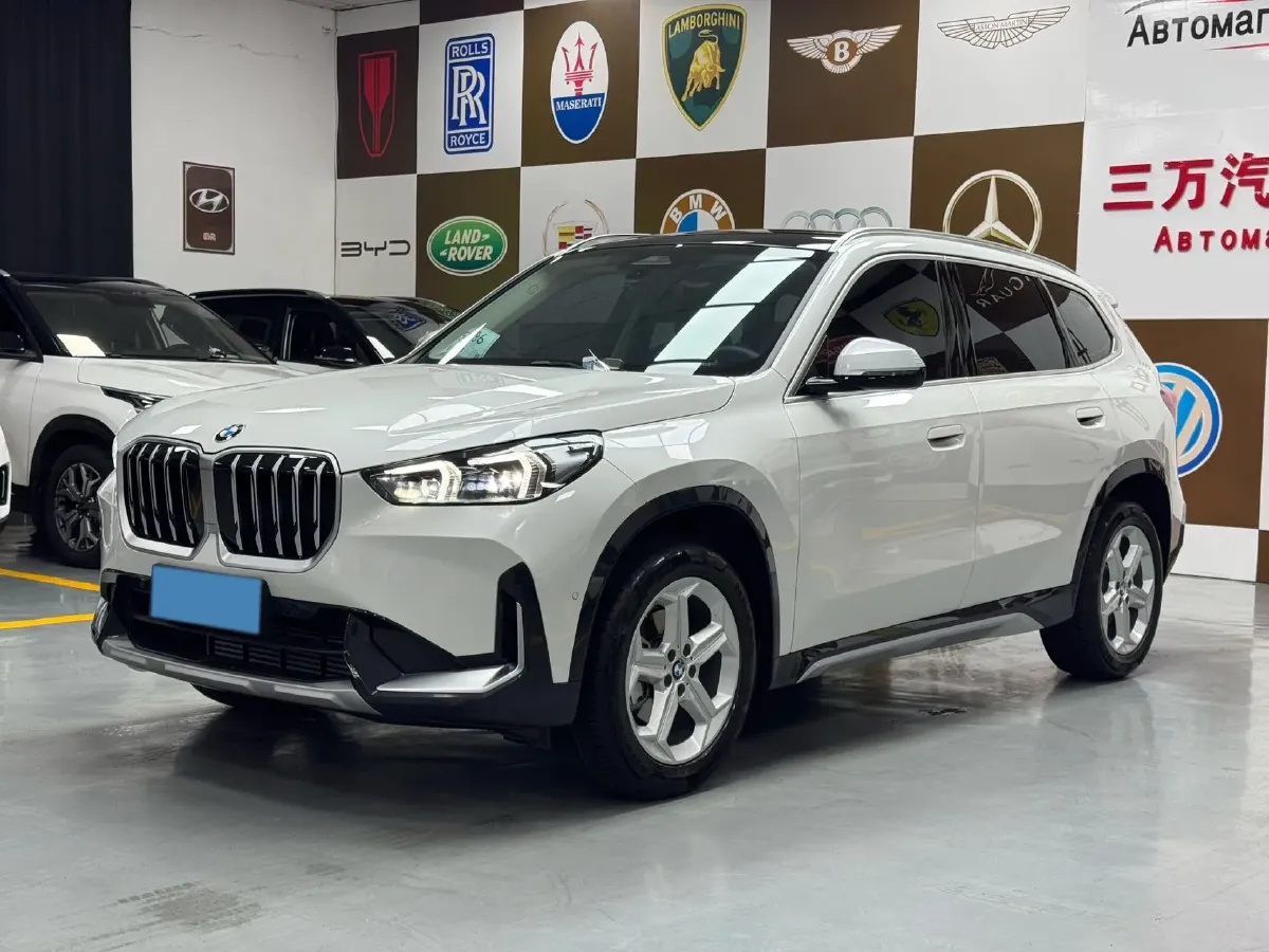 2024 BMW X1 1.5T 156HP L3 7DCT,autocango,china used car exporter,china ev exporter,chinese used car exporter,chinese used ev exporter