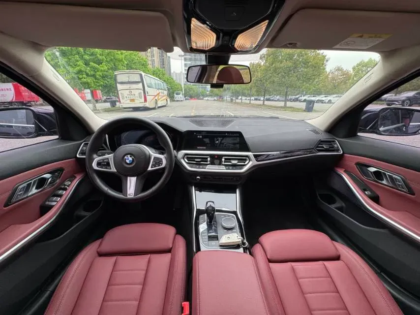 2021 BMW 3 Series 2.0T 156HP L4 8AT,autocango,china used car exporter,china ev exporter,chinese used car exporter,chinese used ev exporter