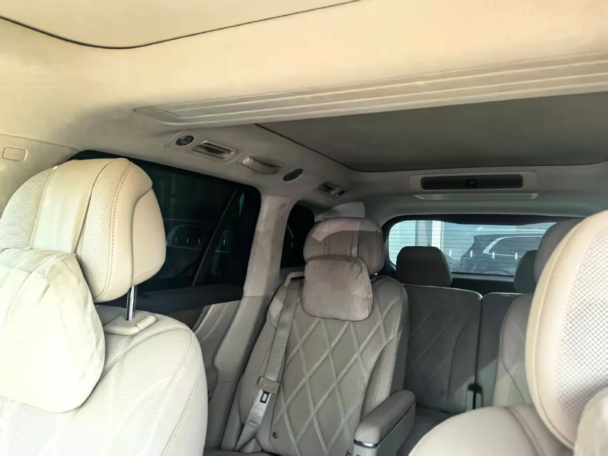 2025 AITO AITO M9 REEV 160HP REEV 52KWH,autocango,china used car exporter,china ev exporter,chinese used car exporter,chinese used ev exporter