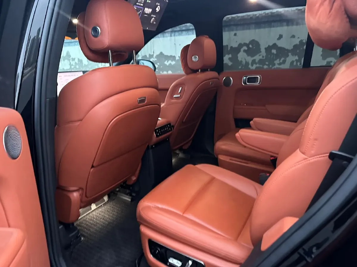 2024 Toyota Granvia 2.5L 189HP L4 E-CVT Hybrid,autocango,china used car exporter,china ev exporter,chinese used car exporter,chinese used ev exporter