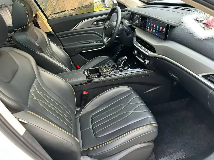 2023 Bestune T77 1.5T 169HP L4 7DCT,autocango,china used car exporter,china ev exporter,chinese used car exporter,chinese used ev exporter