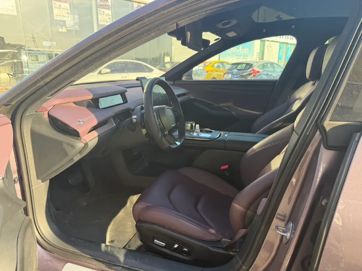 2024 MI SU7 BEV 73.6KWH,autocango,china used car exporter,china ev exporter,chinese used car exporter,chinese used ev exporter