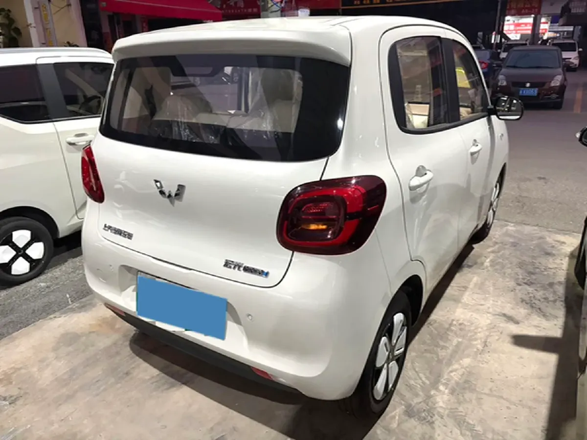 2025 WuLing HongGuang MINI EV BEV 16.2KWH,autocango,china used car exporter,china ev exporter,chinese used car exporter,chinese used ev exporter