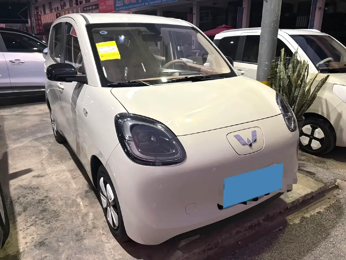 2025 WuLing HongGuang MINI EV BEV 16.2KWH,autocango,china used car exporter,china ev exporter,chinese used car exporter,chinese used ev exporter