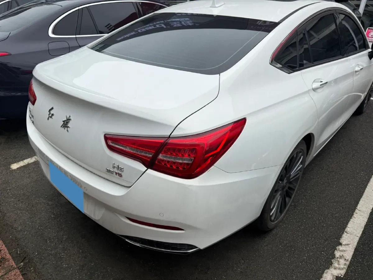 2020 HongQi H5 1.8T 197HP L4 6AT,autocango,china used car exporter,china ev exporter,chinese used car exporter,chinese used ev exporter