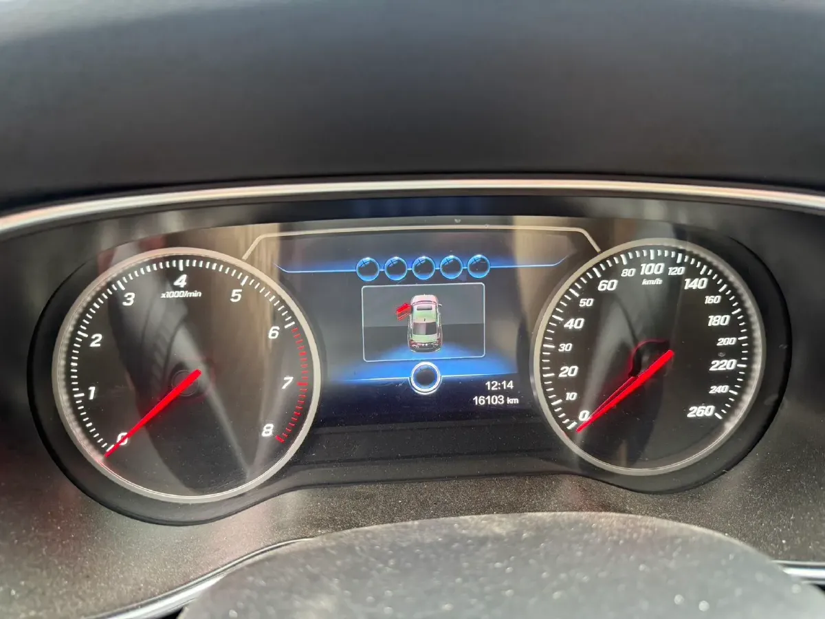 2020 HongQi H5 1.8T 197HP L4 6AT,autocango,china used car exporter,china ev exporter,chinese used car exporter,chinese used ev exporter