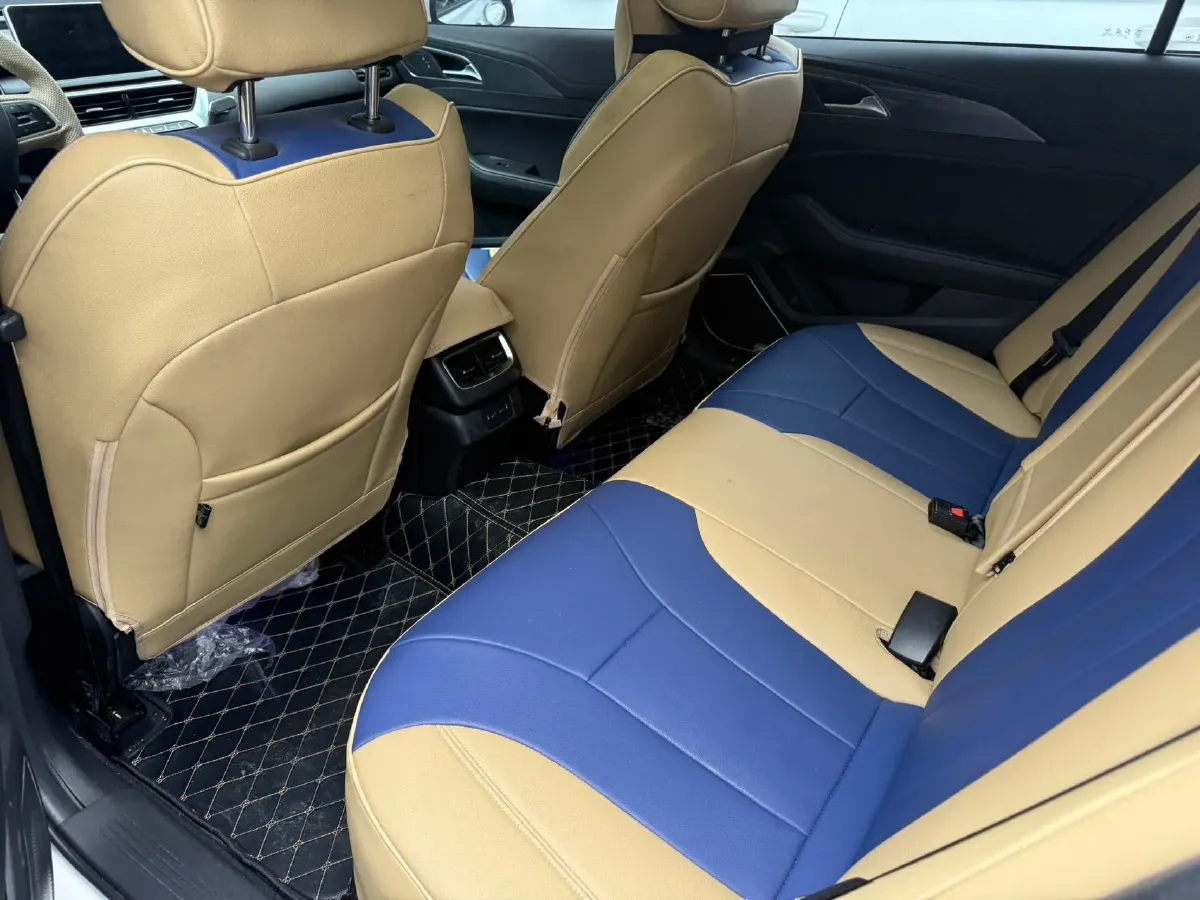 2020 HongQi H5 1.8T 197HP L4 6AT,autocango,china used car exporter,china ev exporter,chinese used car exporter,chinese used ev exporter