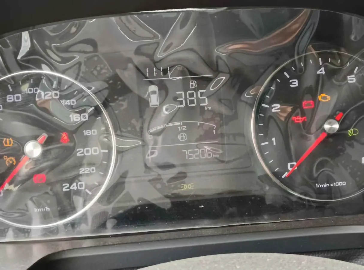 2020 Roewe i6 1.5T 169HP L4 7DCT,autocango,china used car exporter,china ev exporter,chinese used car exporter,chinese used ev exporter