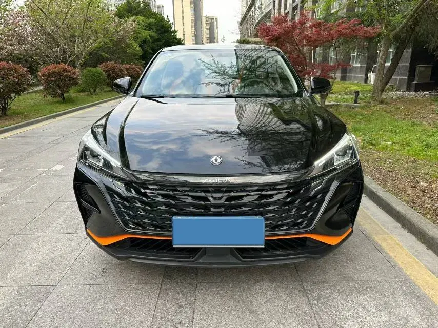 2023 DongFeng Aeolus YiXuan 1.5L 125HP L4 6DCT,autocango,china used car exporter,china ev exporter,chinese used car exporter,chinese used ev exporter