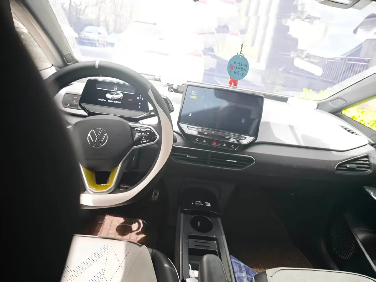 2023 Volkswagen ID.3 BEV 52.8KWH,autocango,china used car exporter,china ev exporter,chinese used car exporter,chinese used ev exporter