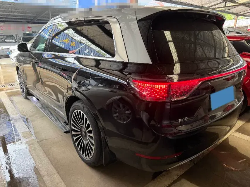 2024 AITO AITO M9 1.5T 152HP L4 REEV 42KWH,autocango,china used car exporter,china ev exporter,chinese used car exporter,chinese used ev exporter